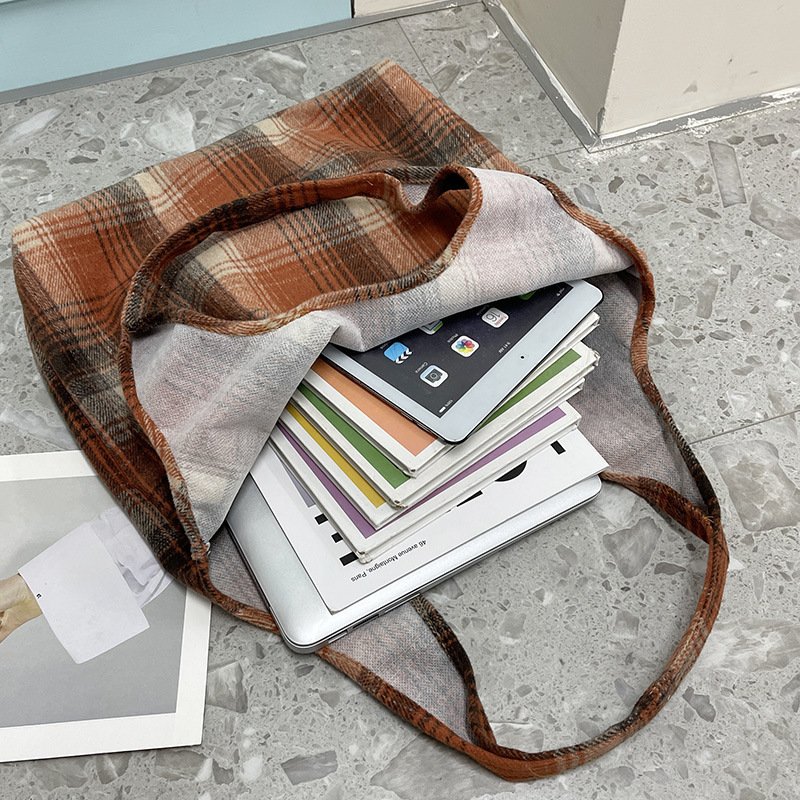 New Retro British Checked Canvas Bag Women - Image 5